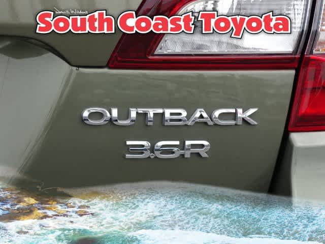 Used 2018 Subaru Outback 3.6R Touring AWD/4WD image 11