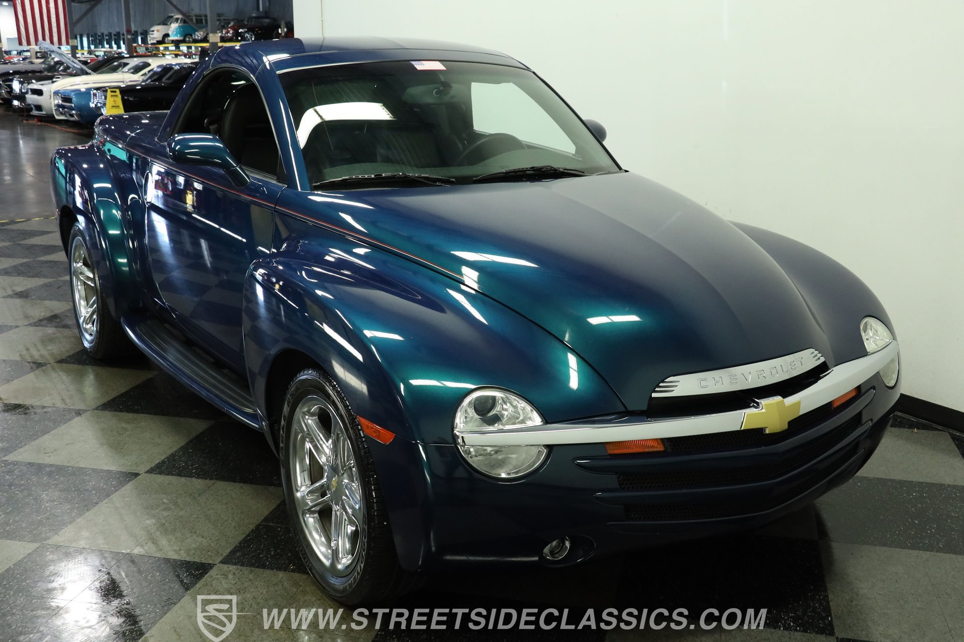 Used 2006 Chevrolet SSR w/ Preferred Equipment Group RWD image 15