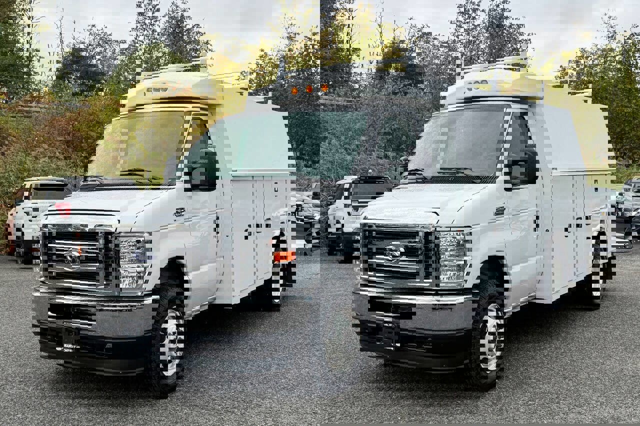 Used 2024 Ford E-450 and Econoline 450 Super Duty w/ Power Windows & Locks Group RWD image 7