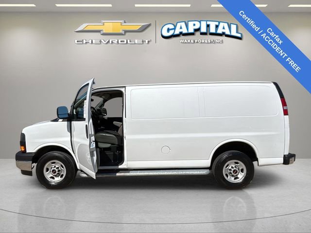 Used 2024 GMC Savana 2500 w/ Driver Convenience Package RWD image 3