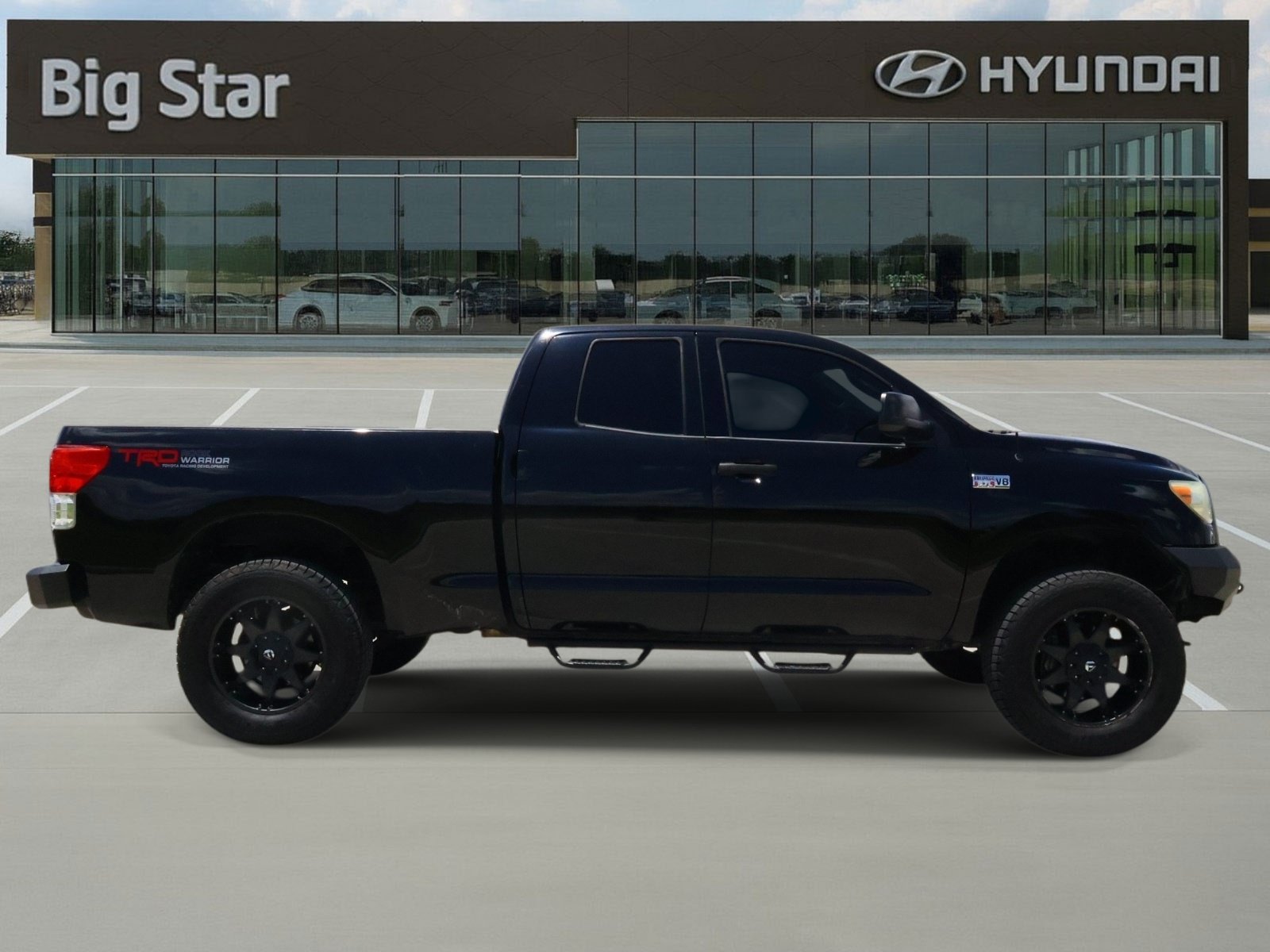 Used 2010 Toyota Tundra 4x4 Double Cab image 5