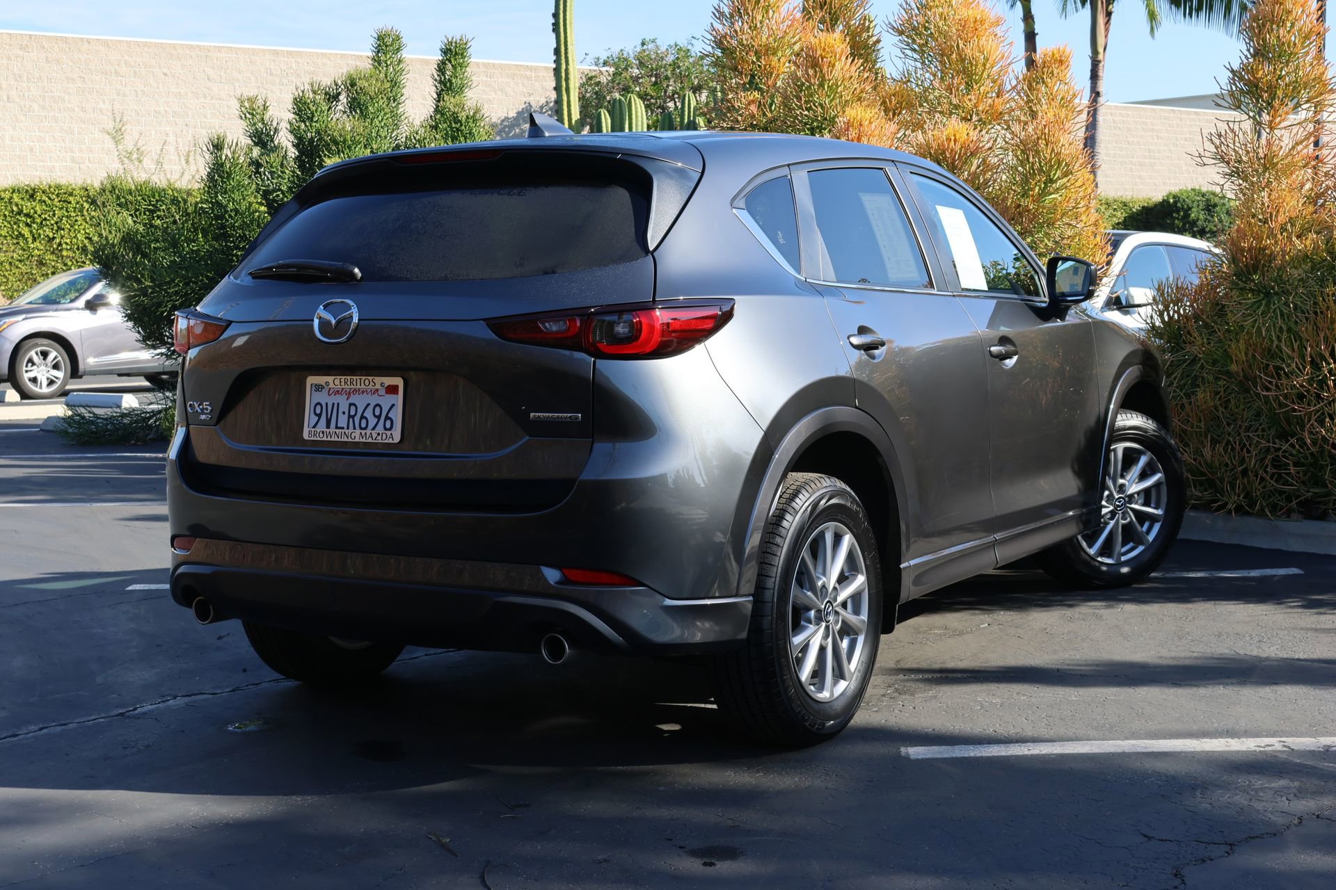 Used 2025 MAZDA CX-5 AWD 2.5 S w/ Preferred Package image 2