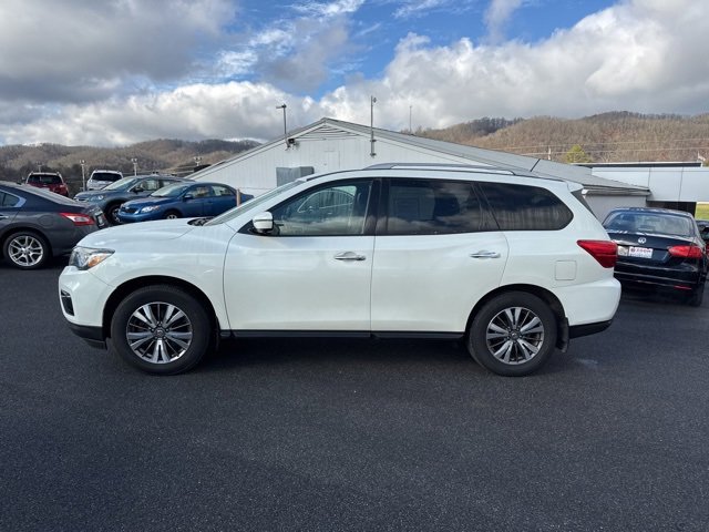 Used 2017 Nissan Pathfinder SL image 5