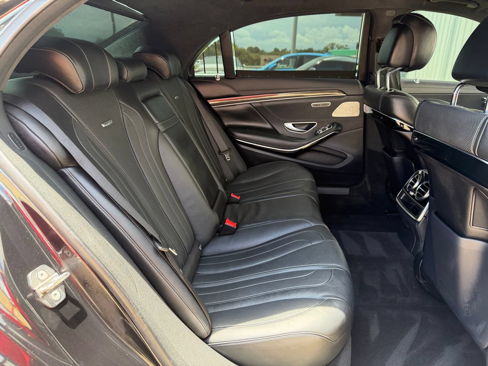 Used 2020 Mercedes-Benz S 63 AMG 4MATIC Sedan image 24