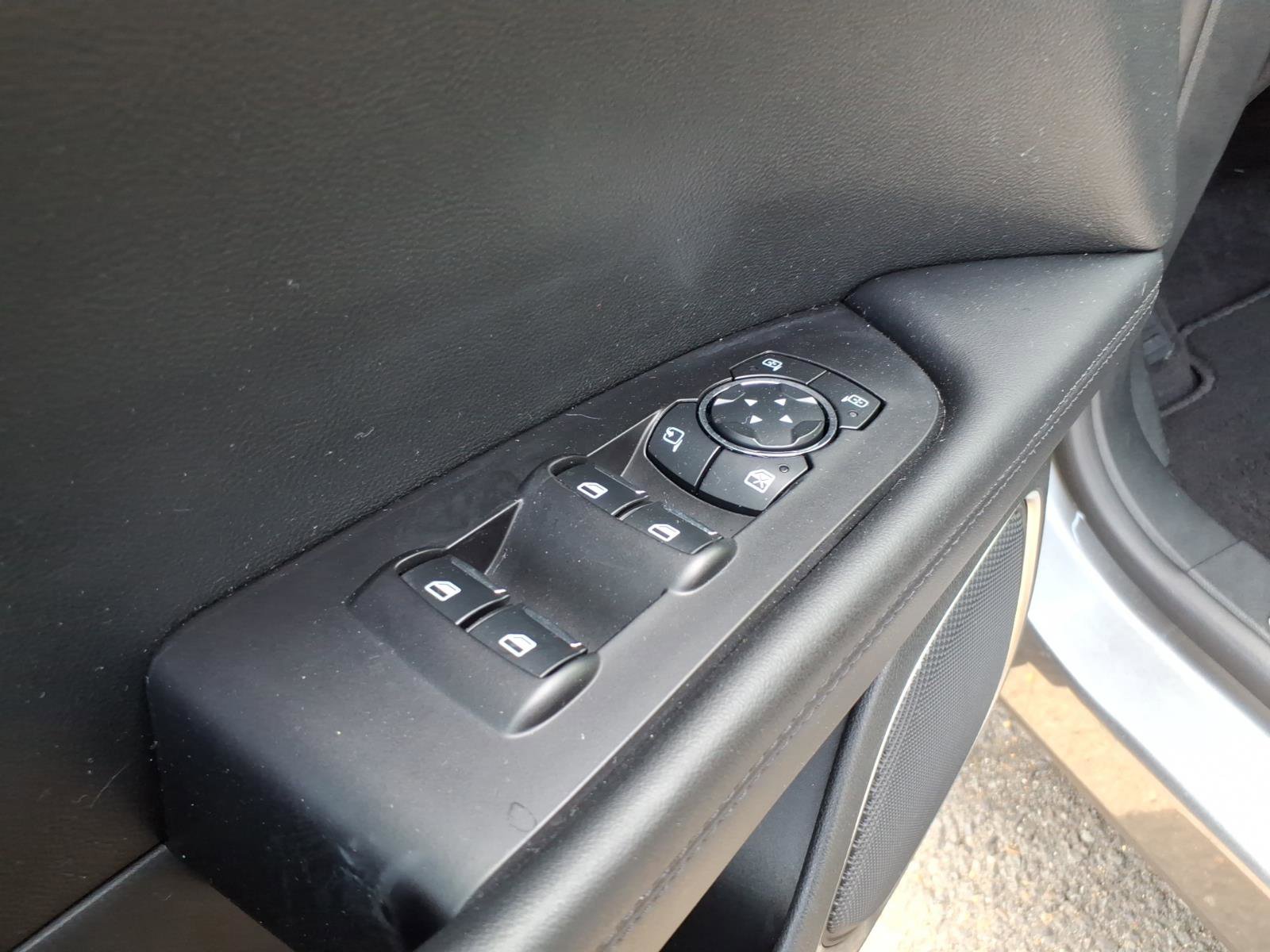 Used 2023 Lincoln Nautilus Reserve AWD/4WD image 14