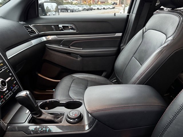 Used 2018 Ford Explorer Sport w/ Equipment Group 401A image 26