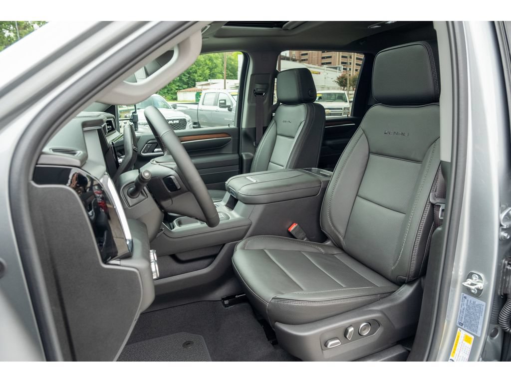 New 2026 GMC Sierra 2500 Denali w/ Denali Reserve Package AWD/4WD image 12