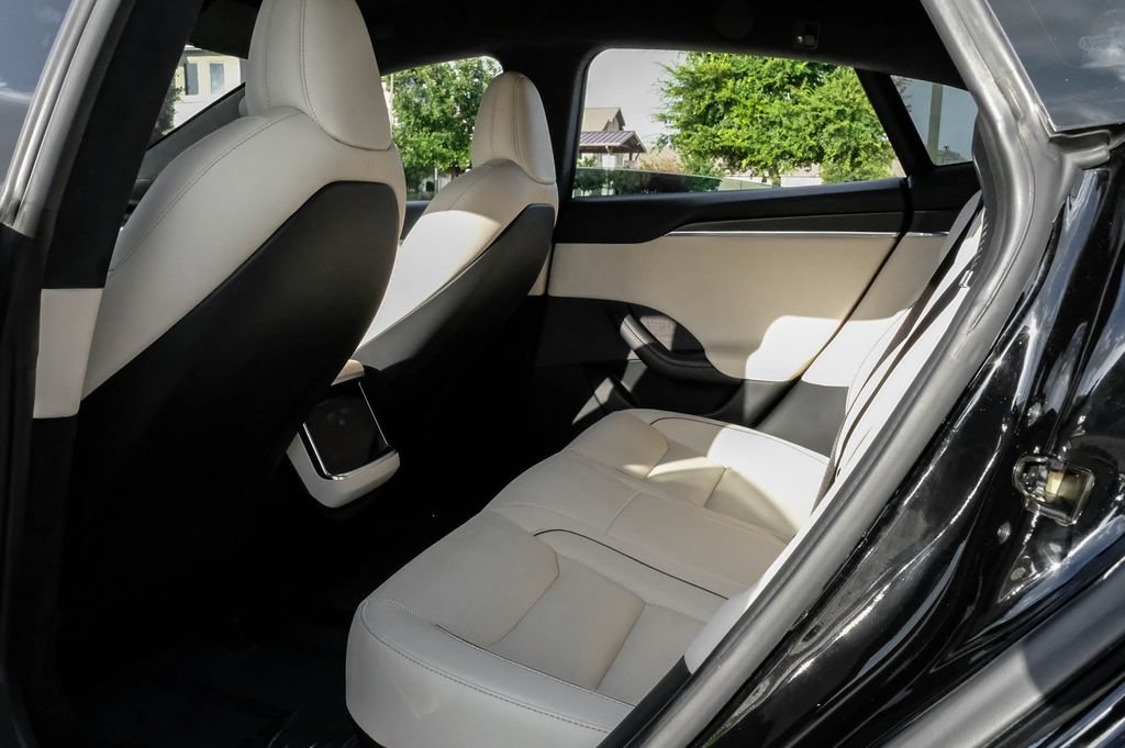 Used 2022 Tesla Model S Plaid AWD/4WD image 40