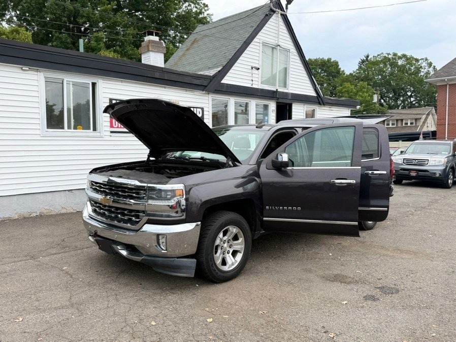 Used 2016 Chevrolet Silverado 1500 LTZ w/ Sport Package AWD/4WD image 3