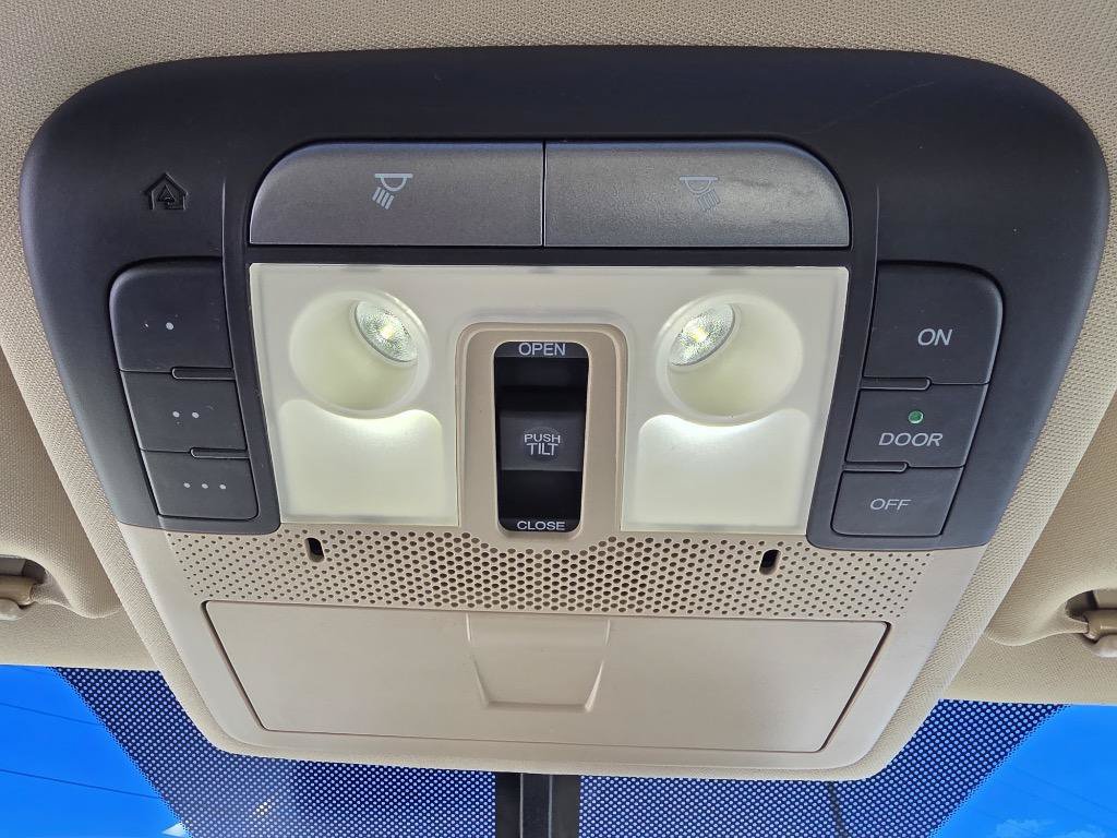 Used 2010 Acura MDX w/ Technology & Entertainment AWD/4WD image 42