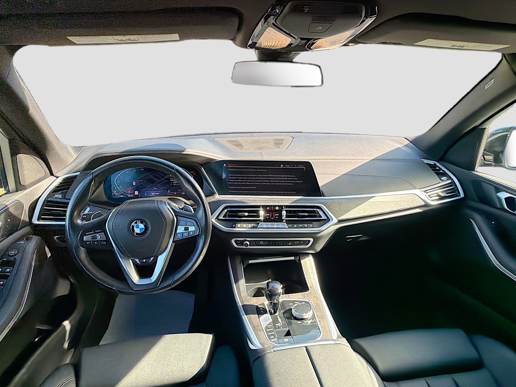 Used 2022 BMW X5 xDrive40i w/ Climate Comfort Package image 15