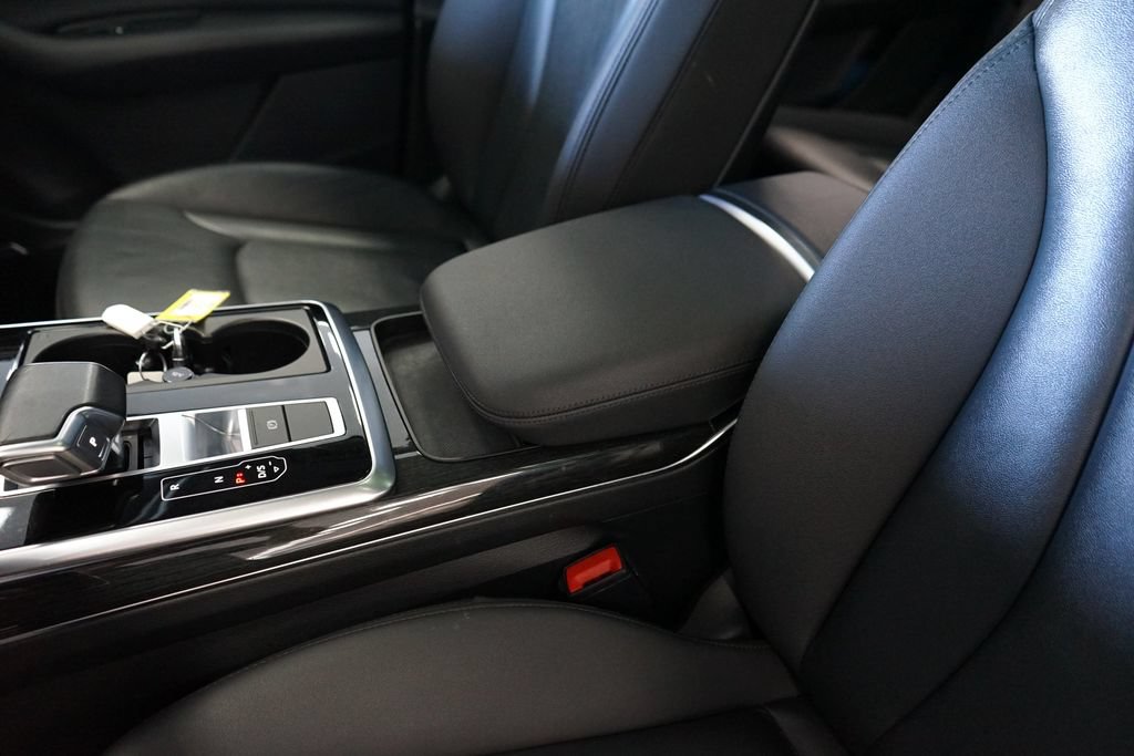 Used 2021 Audi Q7 3.0T Premium Plus AWD/4WD image 30