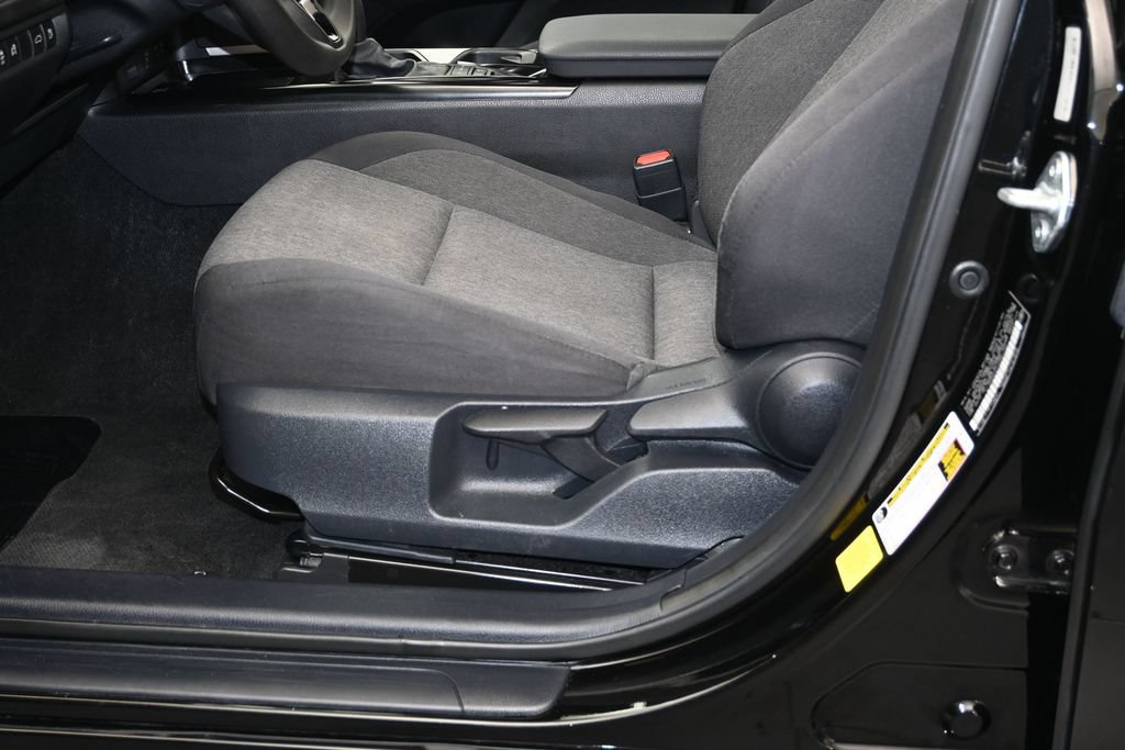 Used 2025 Toyota Camry LE FWD image 21
