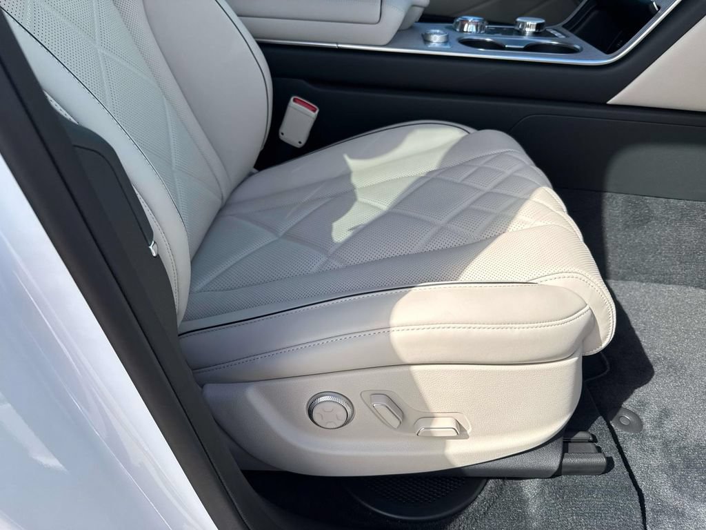 New 2026 Genesis GV80 3.5T Prestige AWD/4WD image 13