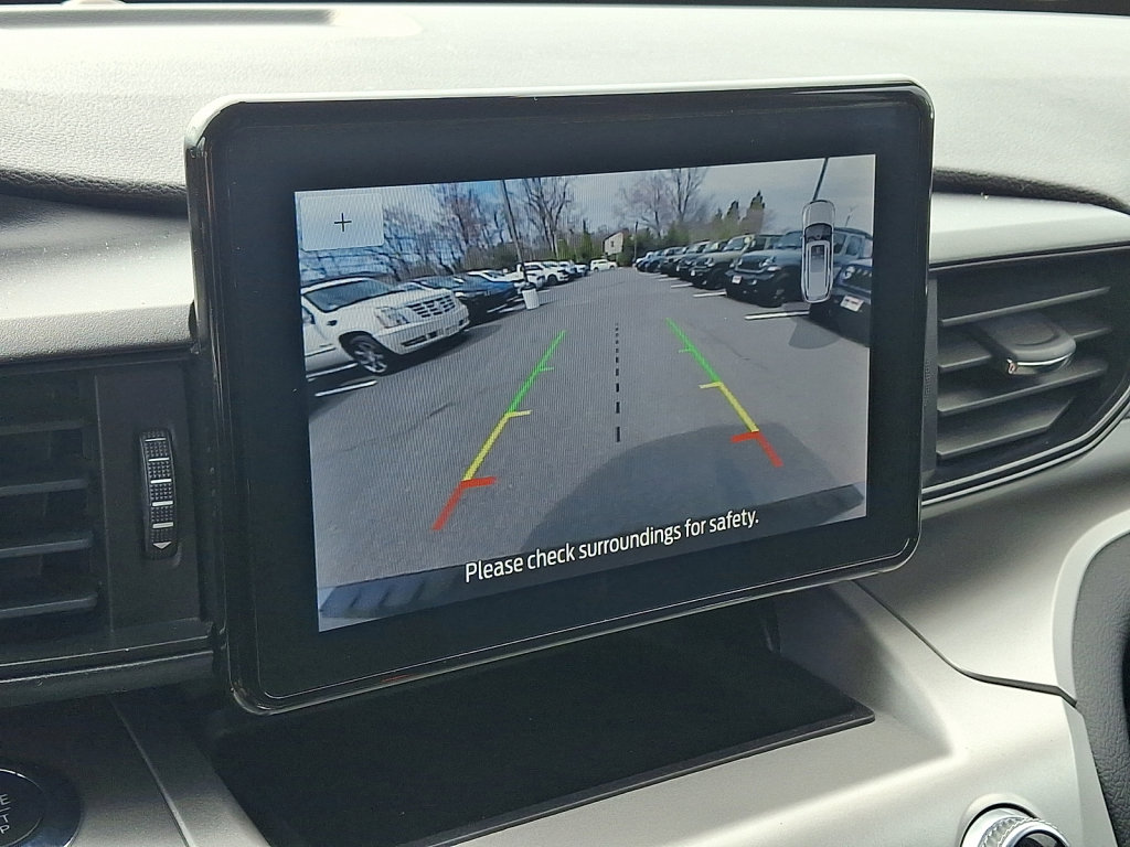 Used 2022 Ford Explorer XLT image 27