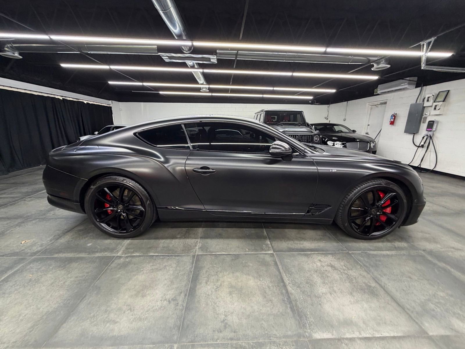 Used 2020 Bentley Continental GT image 8