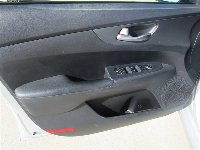 Used 2020 Kia Forte LXS image 10