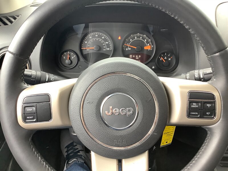 Used 2017 Jeep Compass 75th Anniversary w/ Power Value Group AWD/4WD image 21