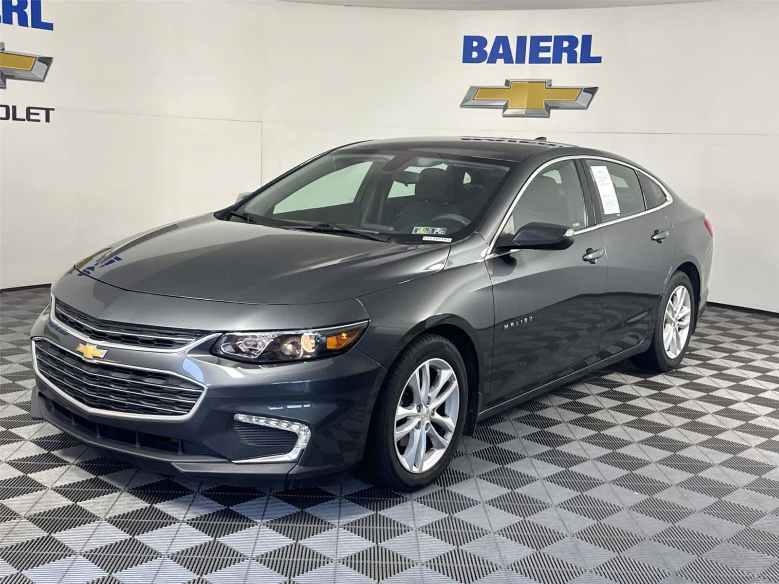 Used 2016 Chevrolet Malibu LT FWD image 1