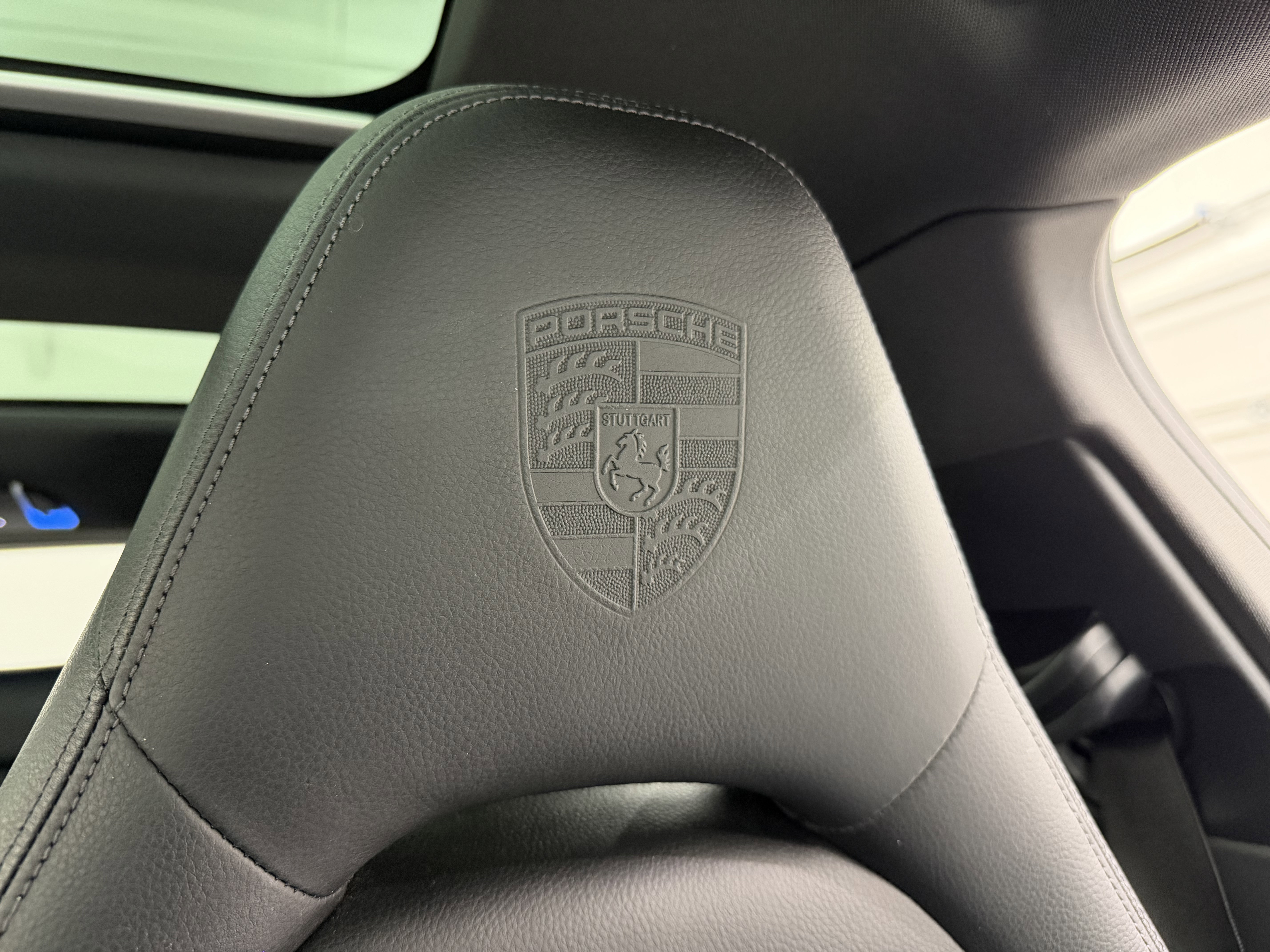 Certified 2022 Porsche Panamera 4 Platinum Edition image 33