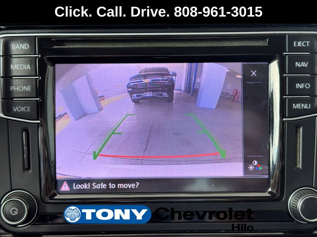 Used 2016 Volkswagen Jetta SEL w/ Lighting Package image 16