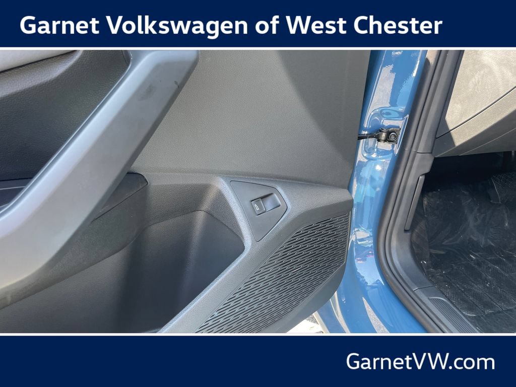 New 2026 Volkswagen Jetta SE FWD image 13