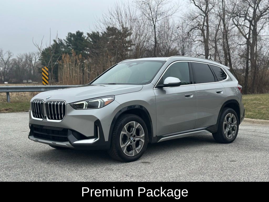 Certified 2024 BMW X1 xDrive28i w/ Premium Package image 3