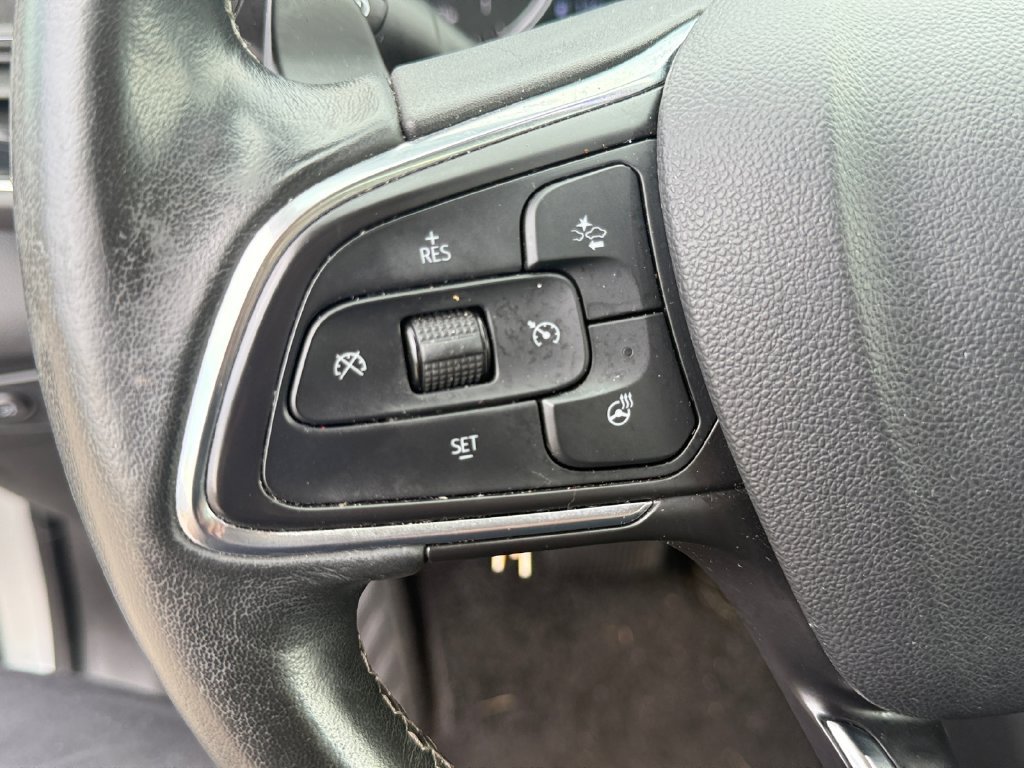 Used 2023 Buick Envision Avenir AWD/4WD image 20
