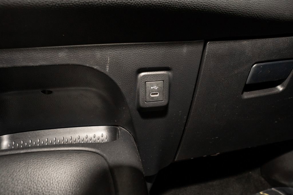 Used 2023 Toyota Corolla LE image 14