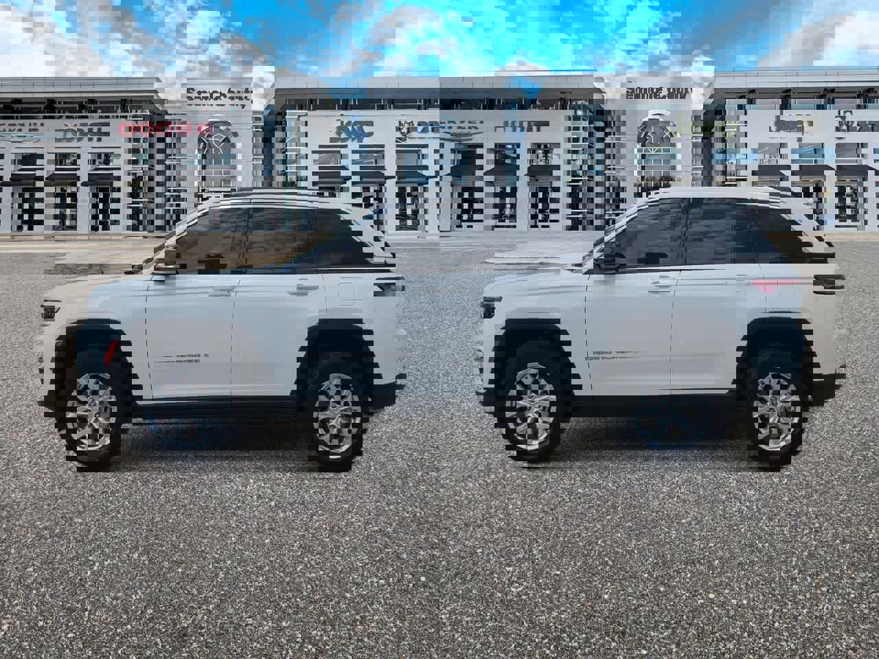 Used 2023 Jeep Grand Cherokee Limited RWD image 5