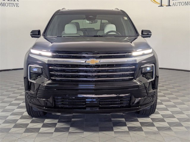 Certified 2025 Chevrolet Traverse High Country image 3