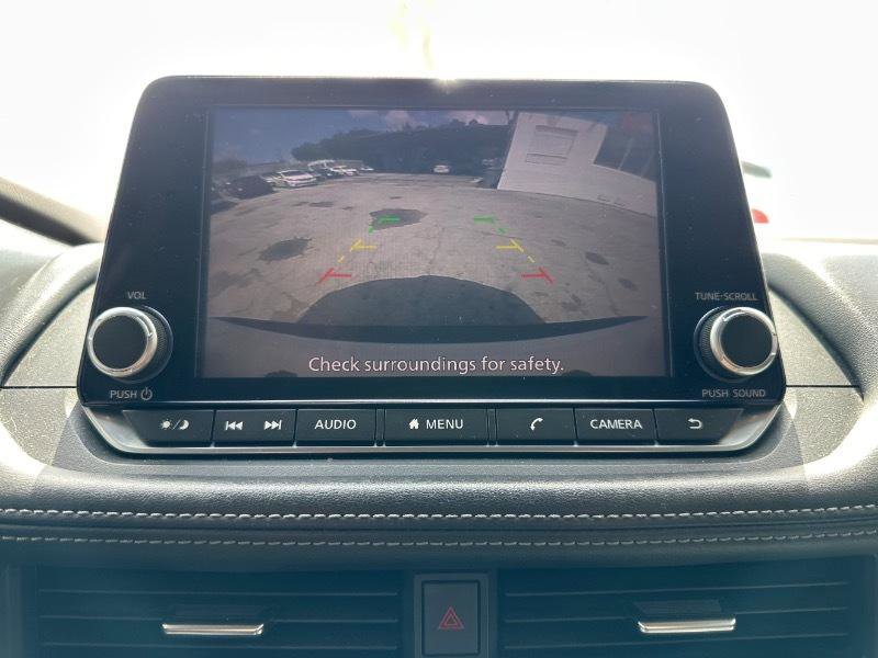 Used 2021 Nissan Rogue S image 16