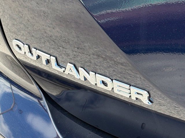 New 2026 Mitsubishi Outlander SE FWD image 14