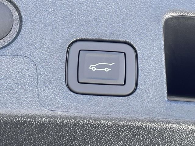 New 2026 Chevrolet Equinox ACTIV w/ Safety and Technology Package image 11