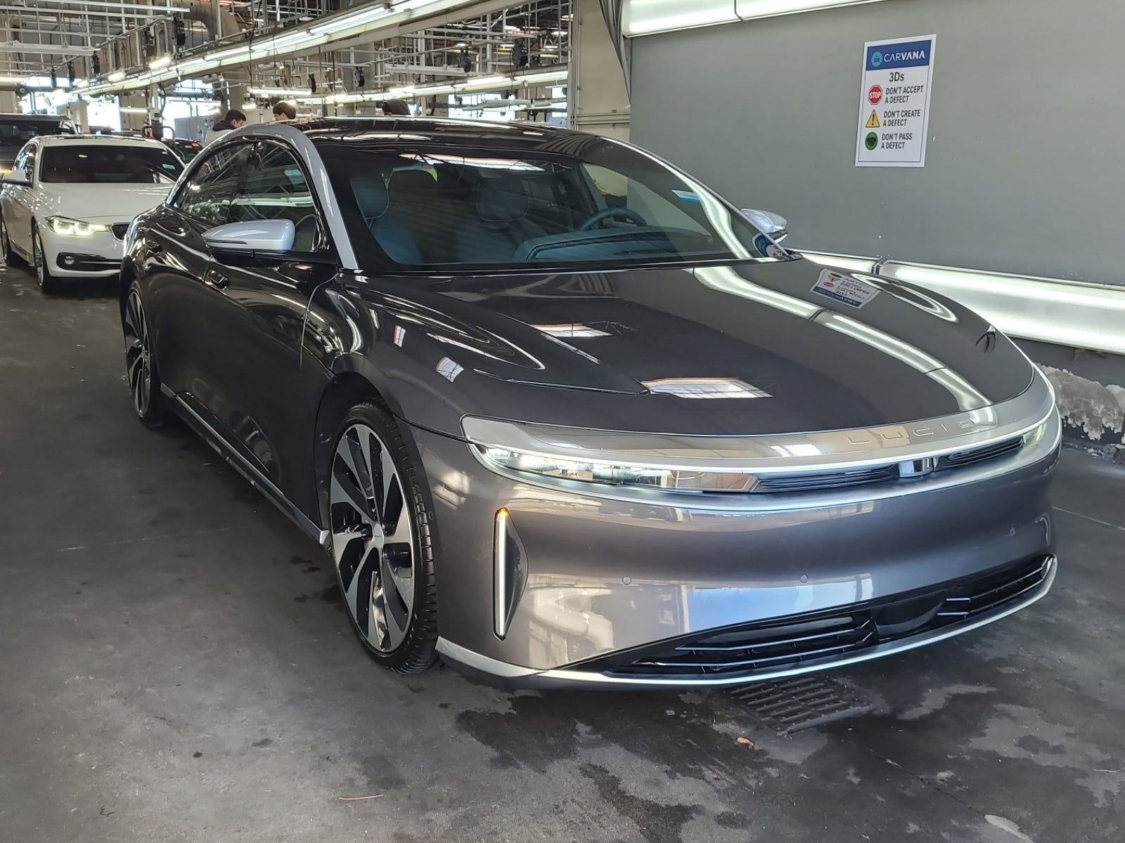 Used 2022 Lucid Air Grand Touring AWD/4WD image 2