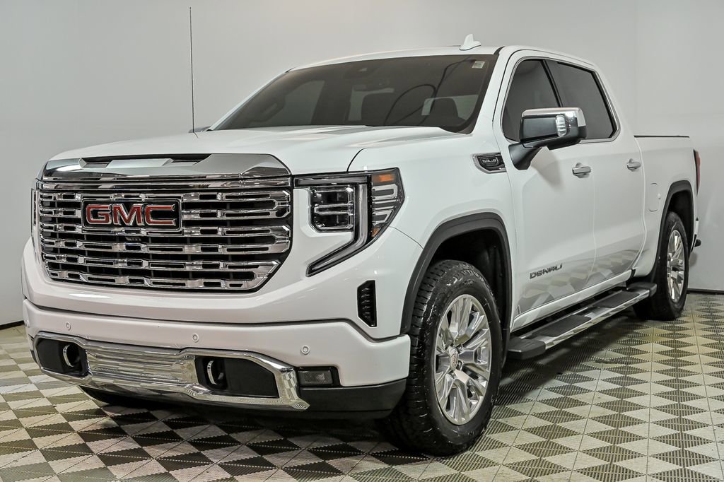 Used 2024 GMC Sierra 1500 Denali AWD/4WD image 5