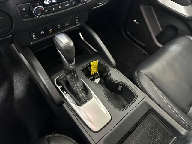 Used 2024 Nissan Frontier SL w/ Technology Package image 20