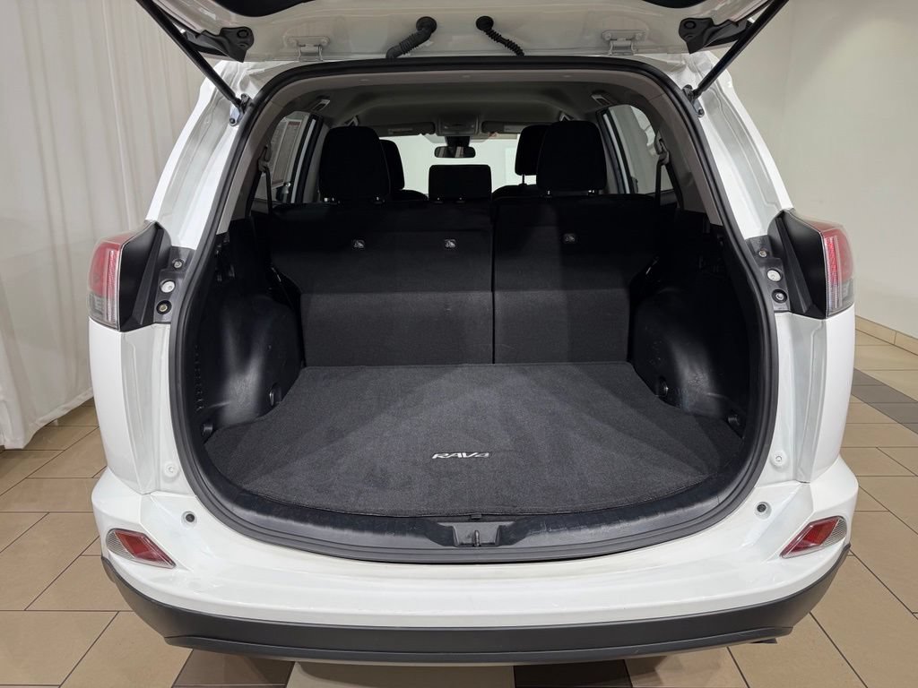 Certified 2017 Toyota RAV4 LE w/ Carpet Mat Package FWD image 11