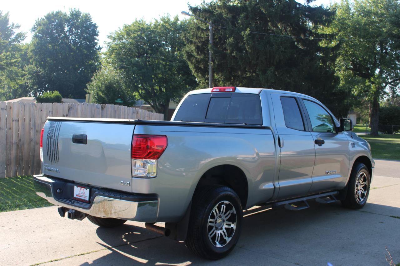 Used 2010 Toyota Tundra 4x4 Double Cab image 10
