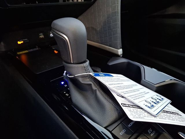 New 2026 Toyota Camry XLE AWD/4WD image 10