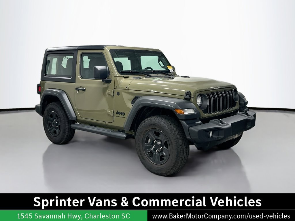 Used 2025 Jeep Wrangler Sport AWD/4WD image 7
