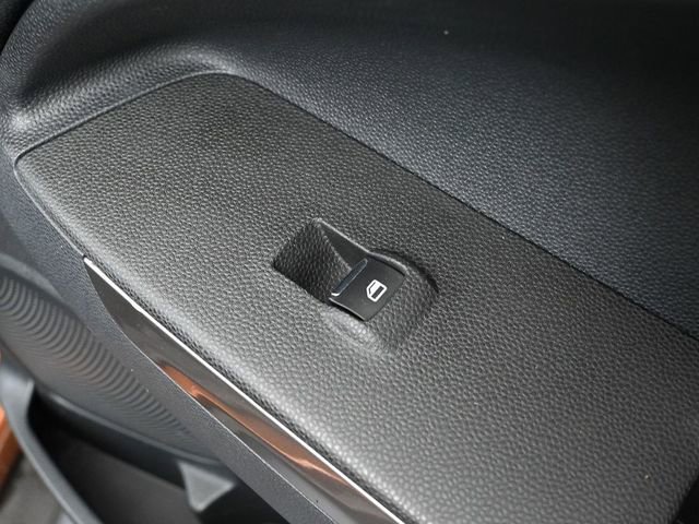 Used 2020 Ford EcoSport SES image 41