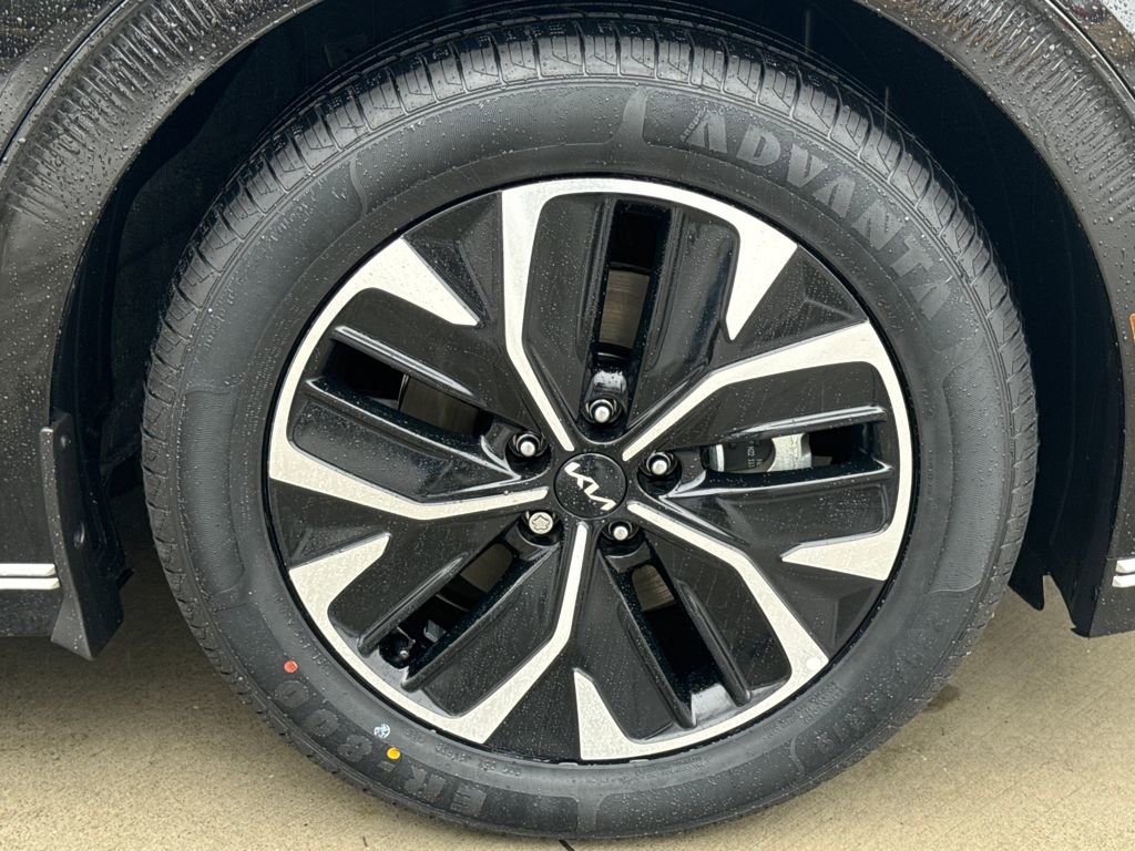 Used 2023 Kia EV6 Wind w/ Wind Technology Package image 11