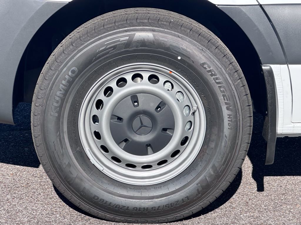 New 2026 Mercedes-Benz Sprinter 2500 image 12