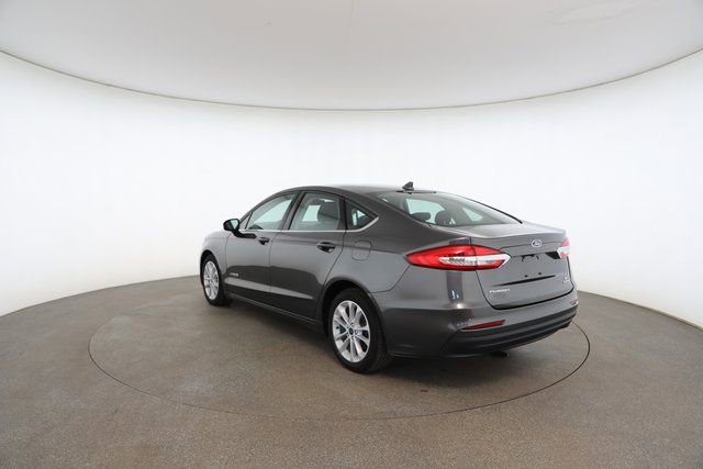 Used 2019 Ford Fusion SE image 11