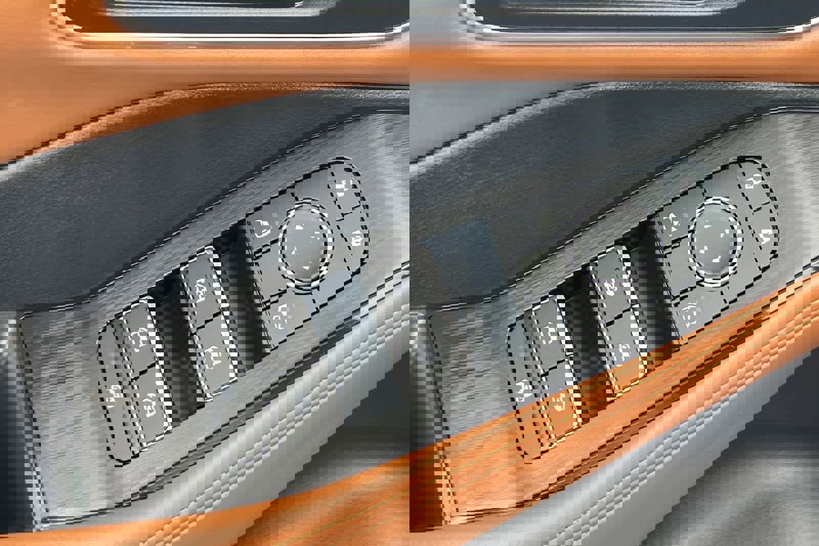 New 2026 Nissan Rogue Platinum image 14