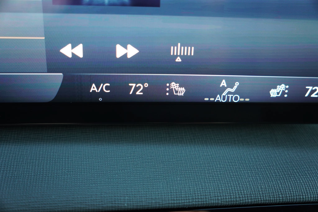 Certified 2026 Buick Enclave Preferred AWD/4WD image 30