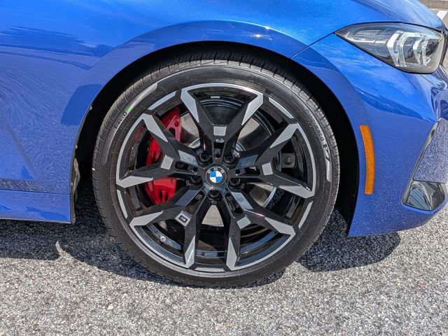 Used 2025 BMW 330i Sedan w/ M Sport Package RWD image 12