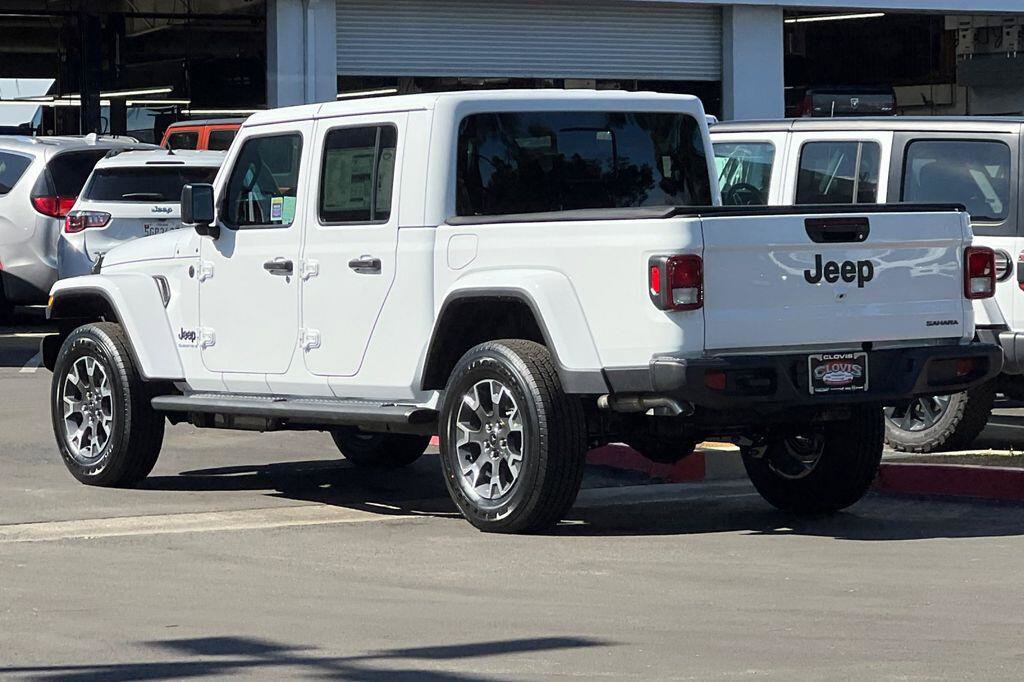 New 2026 Jeep Gladiator Sport AWD/4WD image 6