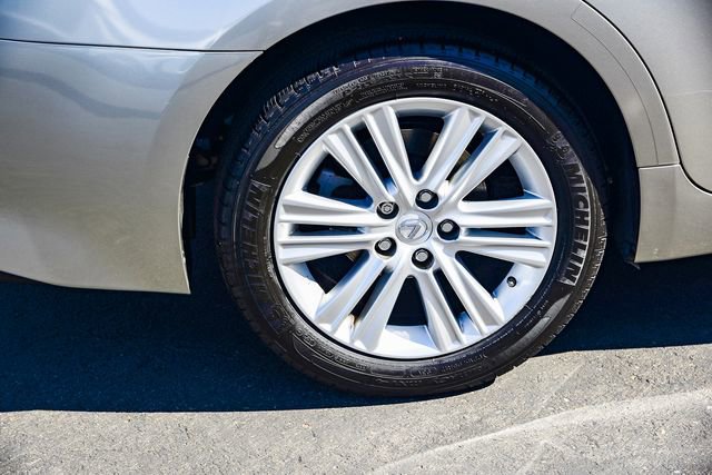 Used 2015 Lexus ES 350 image 9